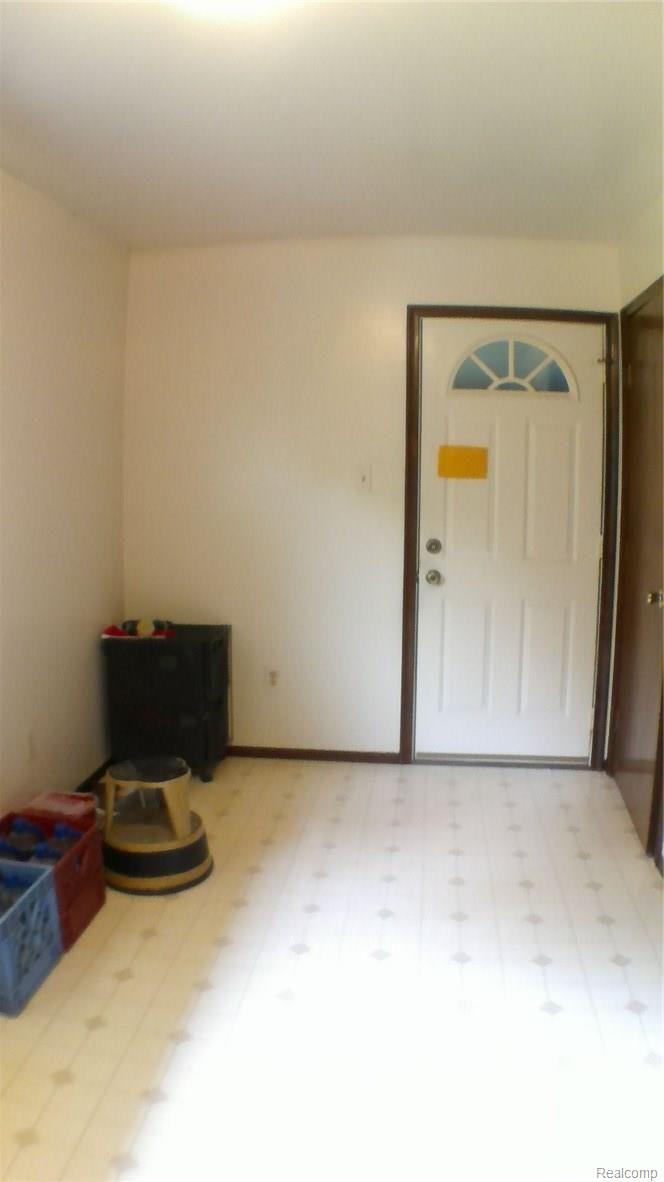 10795 Norman Road Yale, MI 48097 - Photo 15 of 26 WIN_20170606_13_12_47_Pro.jpg