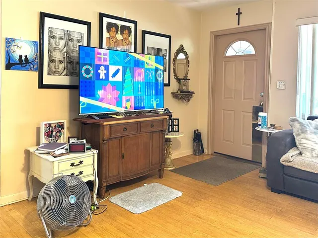 $599,900 | 5671 Northeast 22nd Avenue, Fort Lauderdale, FL 33308