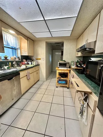 $599,900 | 5671 Northeast 22nd Avenue, Fort Lauderdale, FL 33308