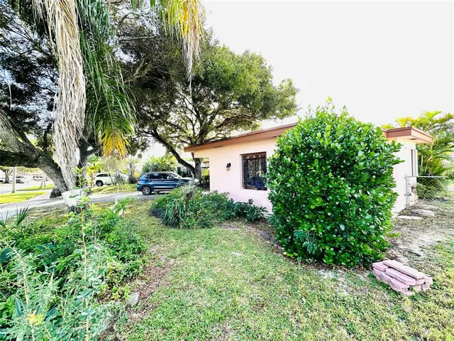 $599,900 | 5671 Northeast 22nd Avenue, Fort Lauderdale, FL 33308