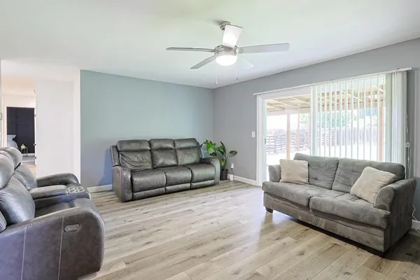 $744,900 | 1127 Paula Way, Escondido, CA 92027