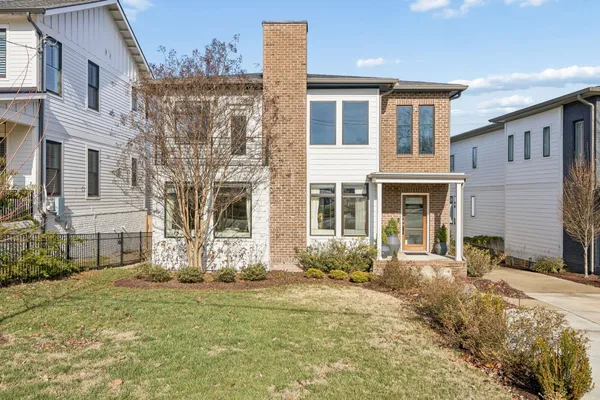 $5,600 | 914 C Acklen Avenue, Nashville, TN 37203