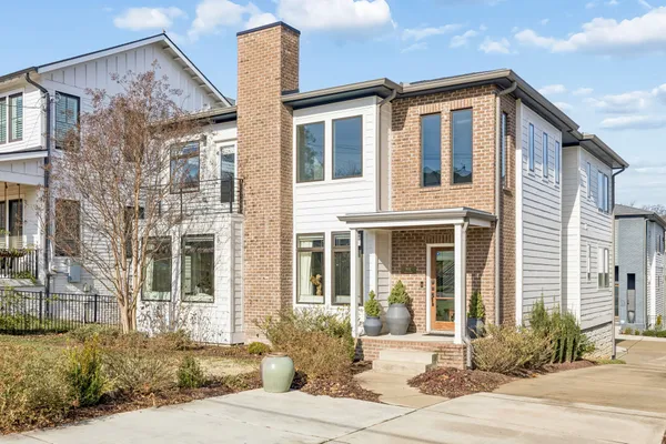 $5,600 | 914 C Acklen Avenue, Nashville, TN 37203