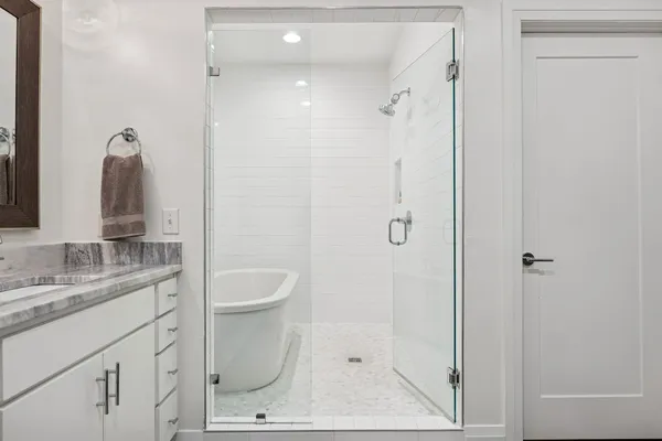 $5,600 | 914 C Acklen Avenue, Nashville, TN 37203