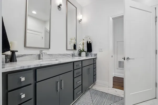 $5,600 | 914 C Acklen Avenue, Nashville, TN 37203