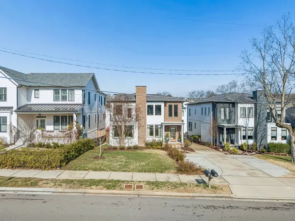 $5,600 | 914 C Acklen Avenue, Nashville, TN 37203