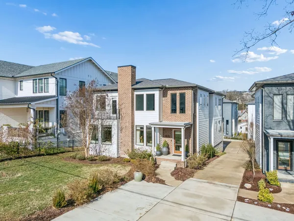 $5,600 | 914 C Acklen Avenue, Nashville, TN 37203