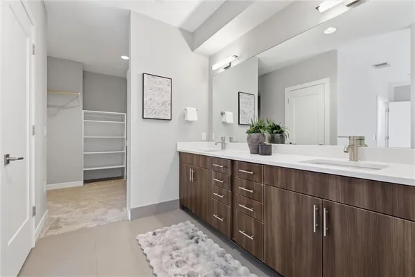 $775,000 | 1724 Madison Avenue, Kansas City, MO 64108