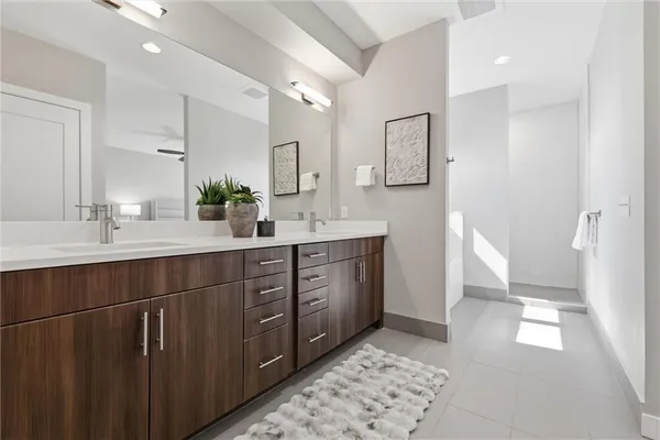 $775,000 | 1724 Madison Avenue, Kansas City, MO 64108