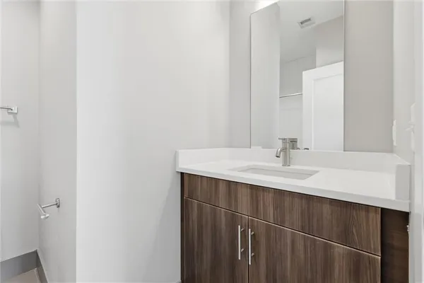 $775,000 | 1724 Madison Avenue, Kansas City, MO 64108