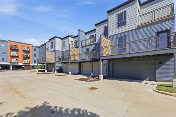 $775,000 | 1724 Madison Avenue, Kansas City, MO 64108