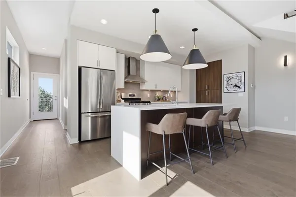 $775,000 | 1724 Madison Avenue, Kansas City, MO 64108