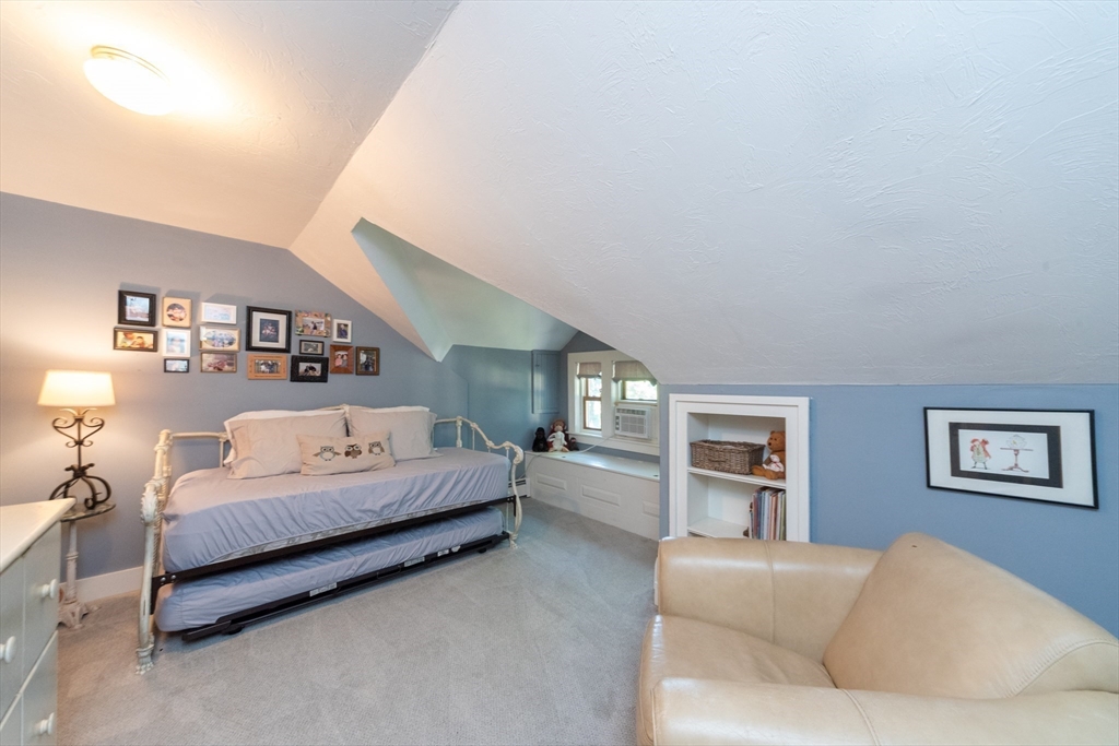 178 Cedar Street Clinton, MA 01510 - Photo 25 of 42