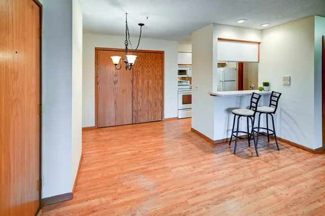 $239,900 | 941 Park, Unit 101, Oregon, WI 53575