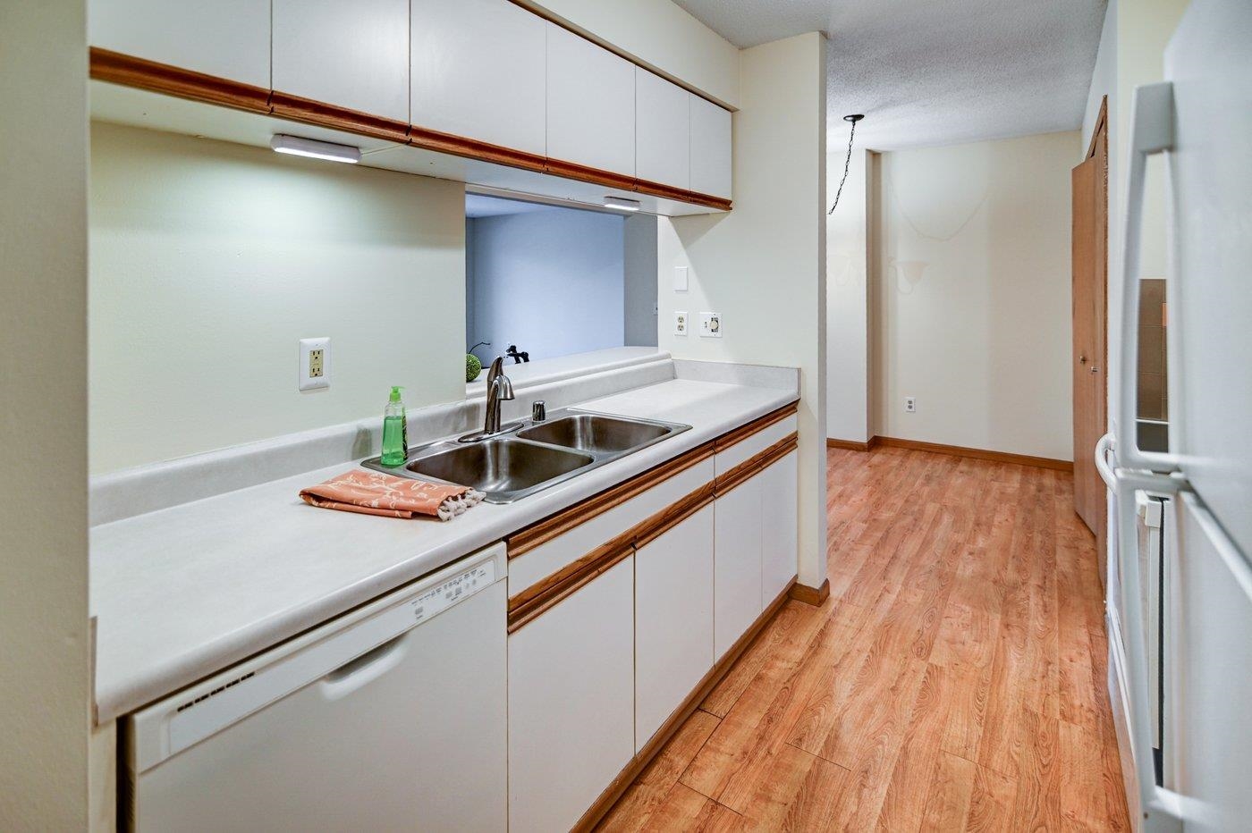 941 Park, Unit 101 Oregon, WI 53575 - Photo 17 of 38