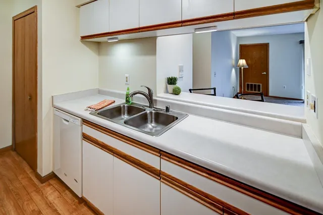 $239,900 | 941 Park, Unit 101, Oregon, WI 53575