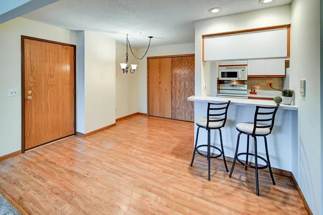 $239,900 | 941 Park, Unit 101, Oregon, WI 53575