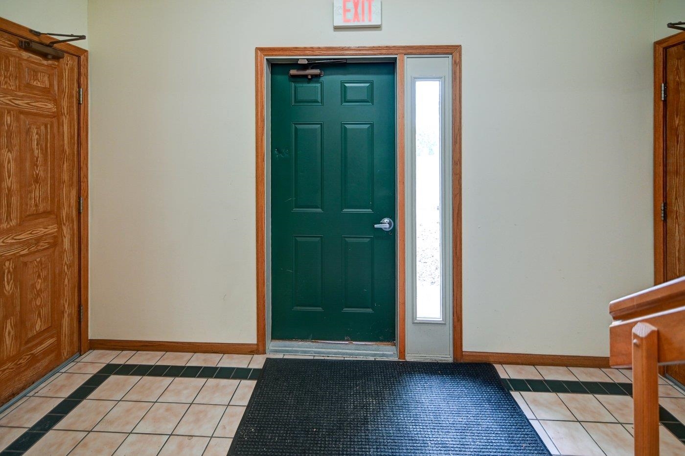 941 Park, Unit 101 Oregon, WI 53575 - Photo 7 of 38