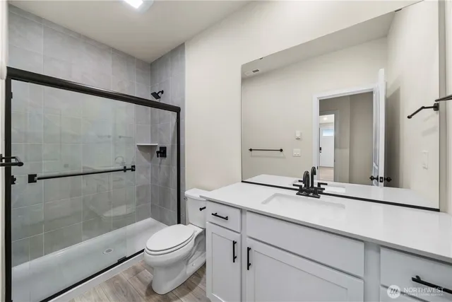 $844,990 | 17530 Northeast Midnight Sun Loop, Poulsbo, WA 98370