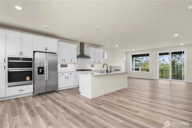 $844,990 | 17530 Northeast Midnight Sun Loop, Poulsbo, WA 98370