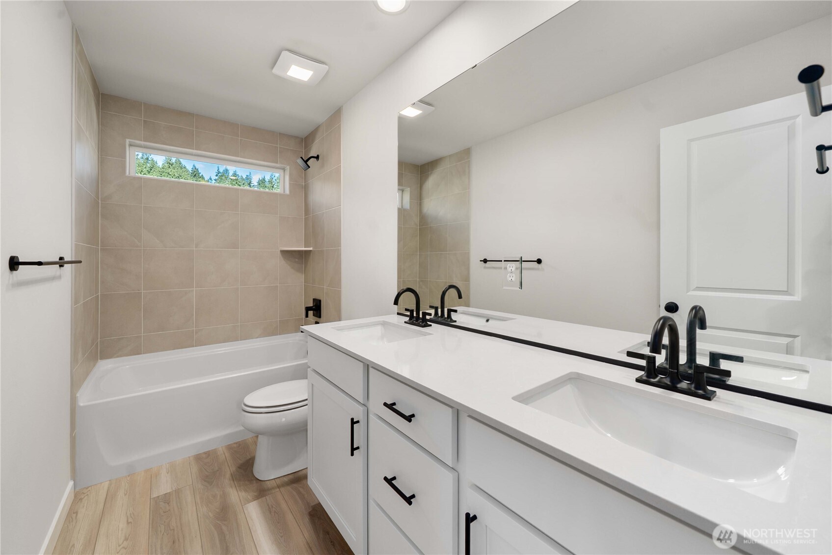 17530 Northeast Midnight Sun Loop Poulsbo, WA 98370 - Photo 27 of 37