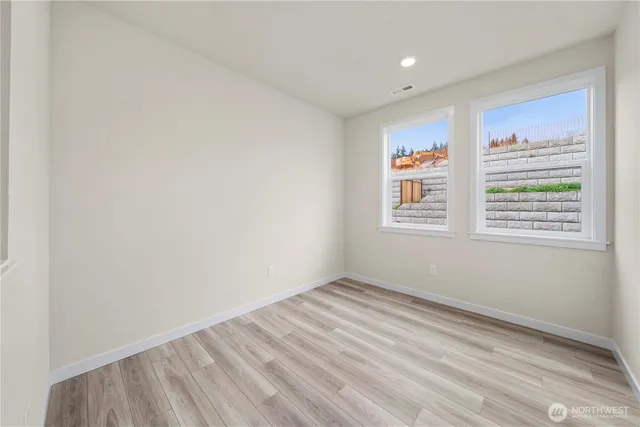 $844,990 | 17530 Northeast Midnight Sun Loop, Poulsbo, WA 98370