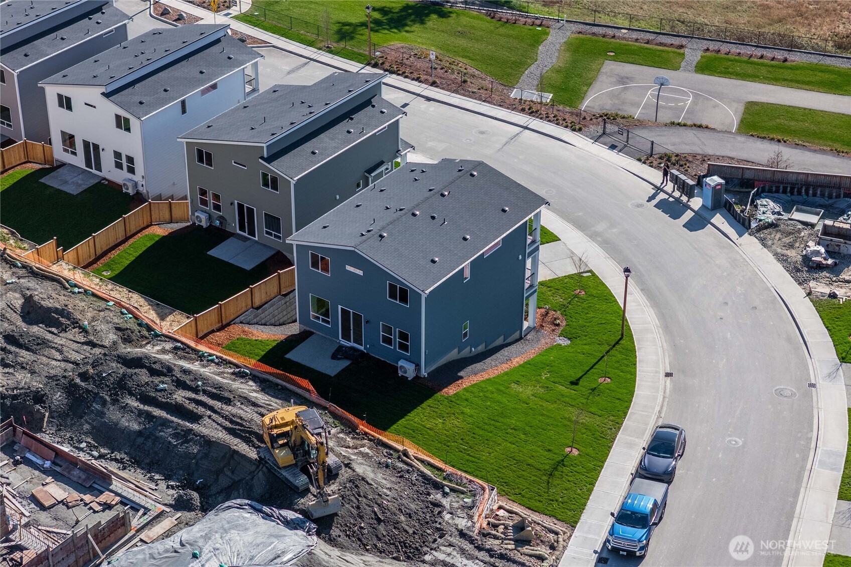 17530 Northeast Midnight Sun Loop Poulsbo, WA 98370 - Photo 5 of 37