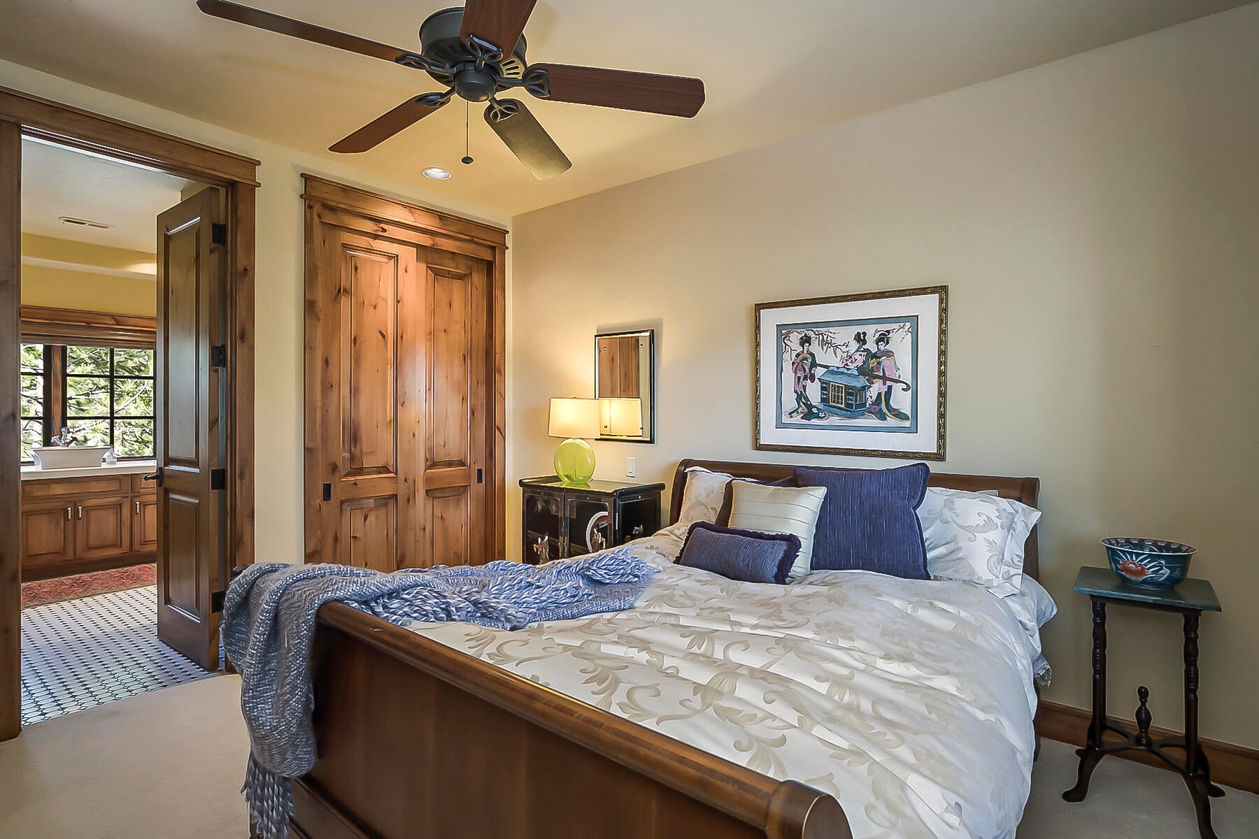 19436 Green Lakes Loop Bend, OR 97702 - Photo 41 of 53 Bedroom with En Suite
