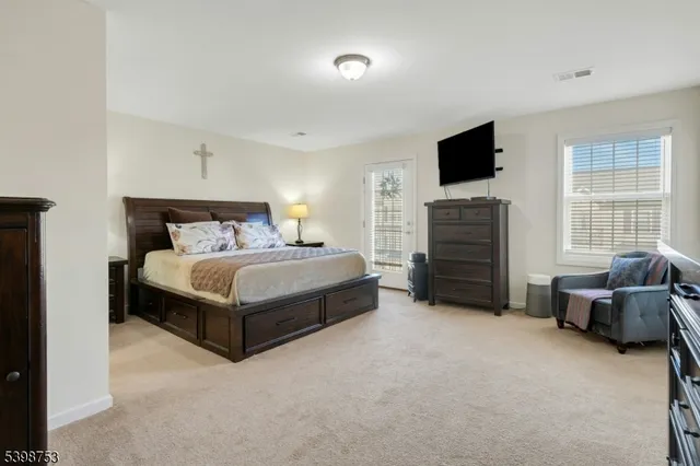 $380,000 | 19 Gregg Court, Newton, NJ 07860