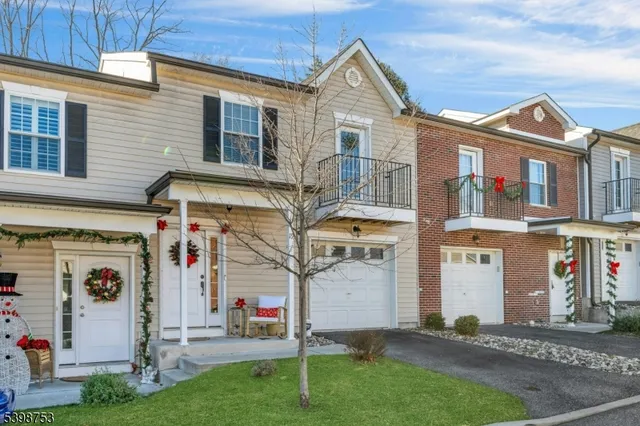 $380,000 | 19 Gregg Court, Newton, NJ 07860