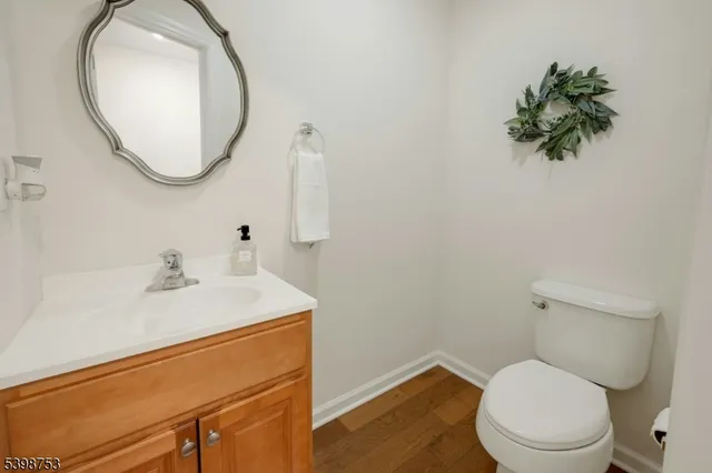 $380,000 | 19 Gregg Court, Newton, NJ 07860