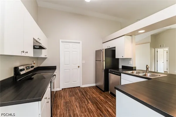 $1,900 | 11 West 9th Street, Lehigh Acres, FL 33972