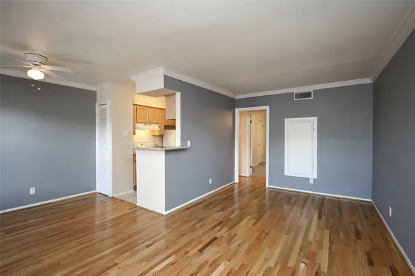 $1,145 | 2052 Branard Street, Unit 4, Houston, TX 77098