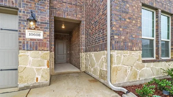 $2,550 | 2004 Foggy Wds Lane, Anna, TX 75409