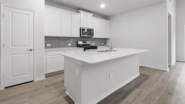 $2,550 | 2004 Foggy Wds Lane, Anna, TX 75409