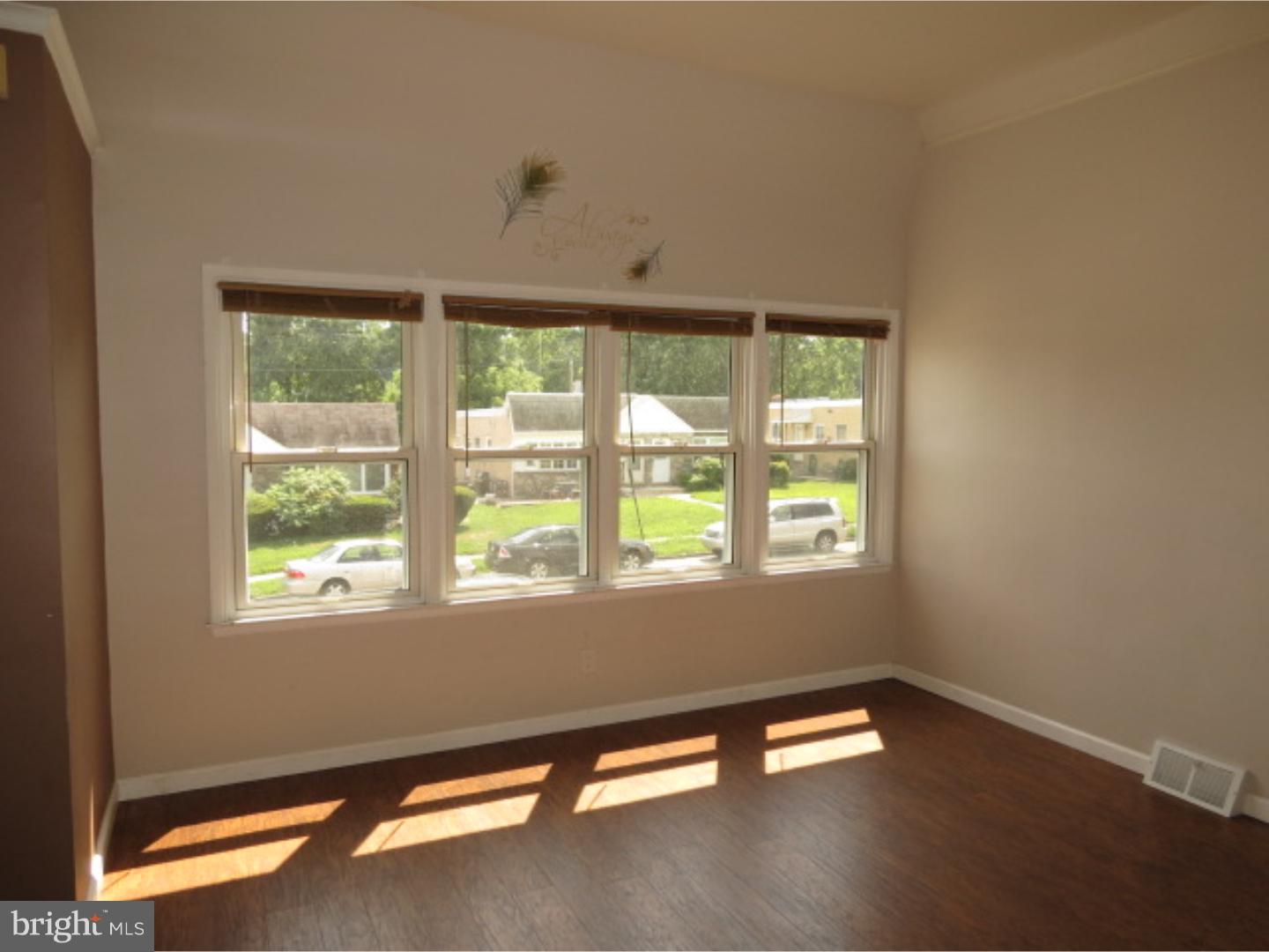 143 Juniper Road Havertown, PA 19083 - Photo 3 of 16