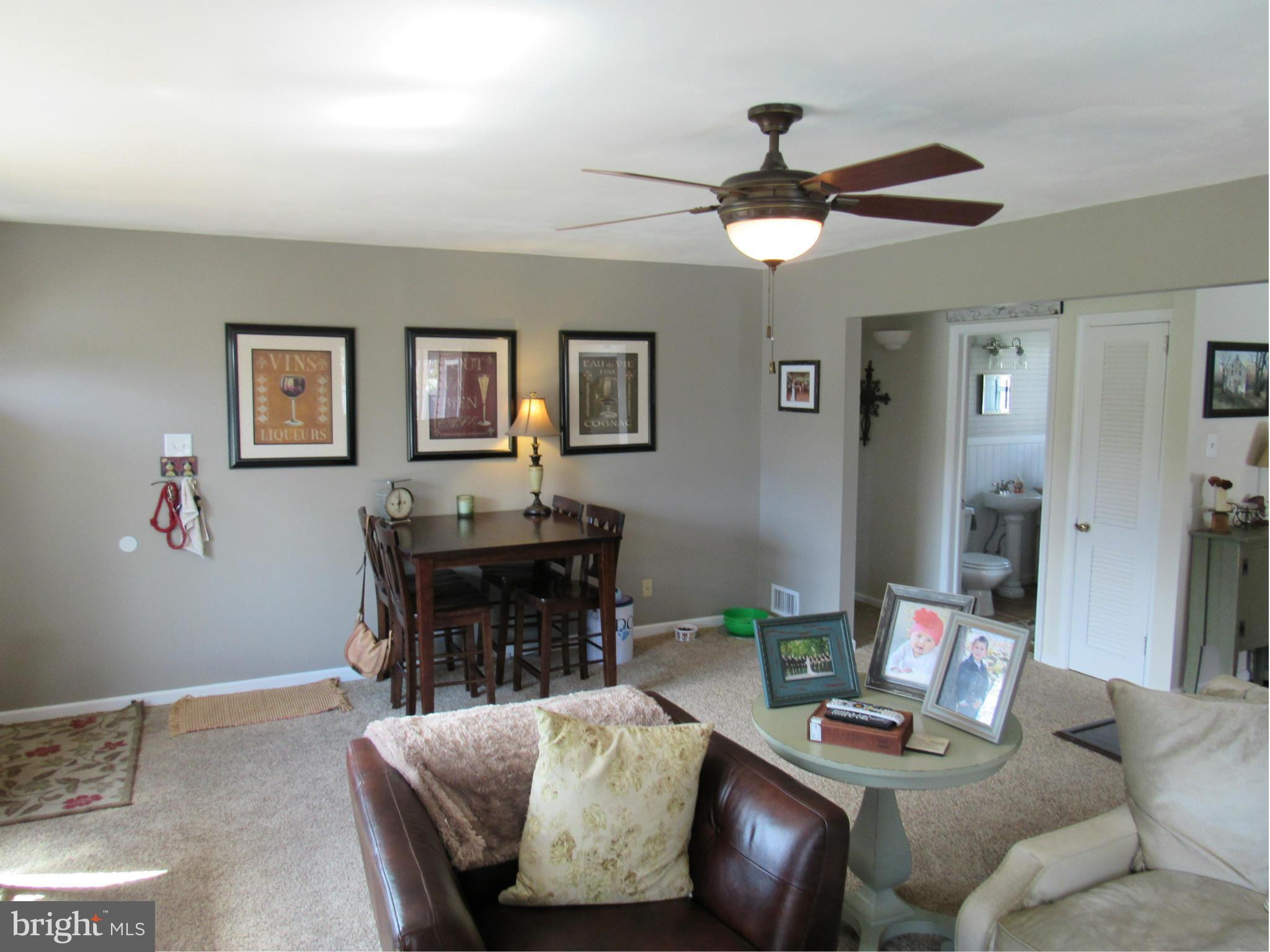 15927 Livingston Road Accokeek, MD 20607 - Photo 14 of 30 Living Room/Dining Room