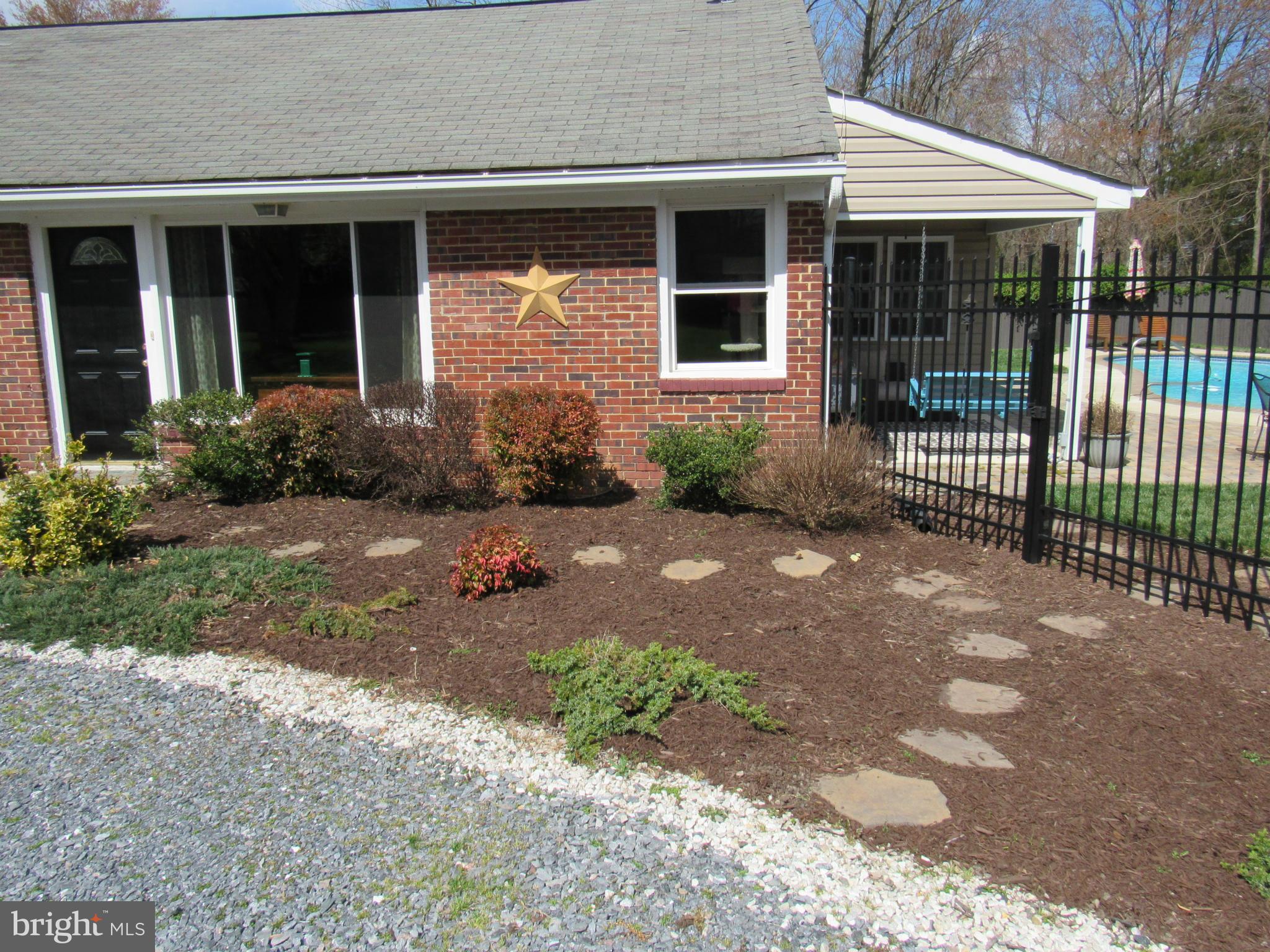 15927 Livingston Road Accokeek, MD 20607 - Photo 3 of 30 Exterior (Front)