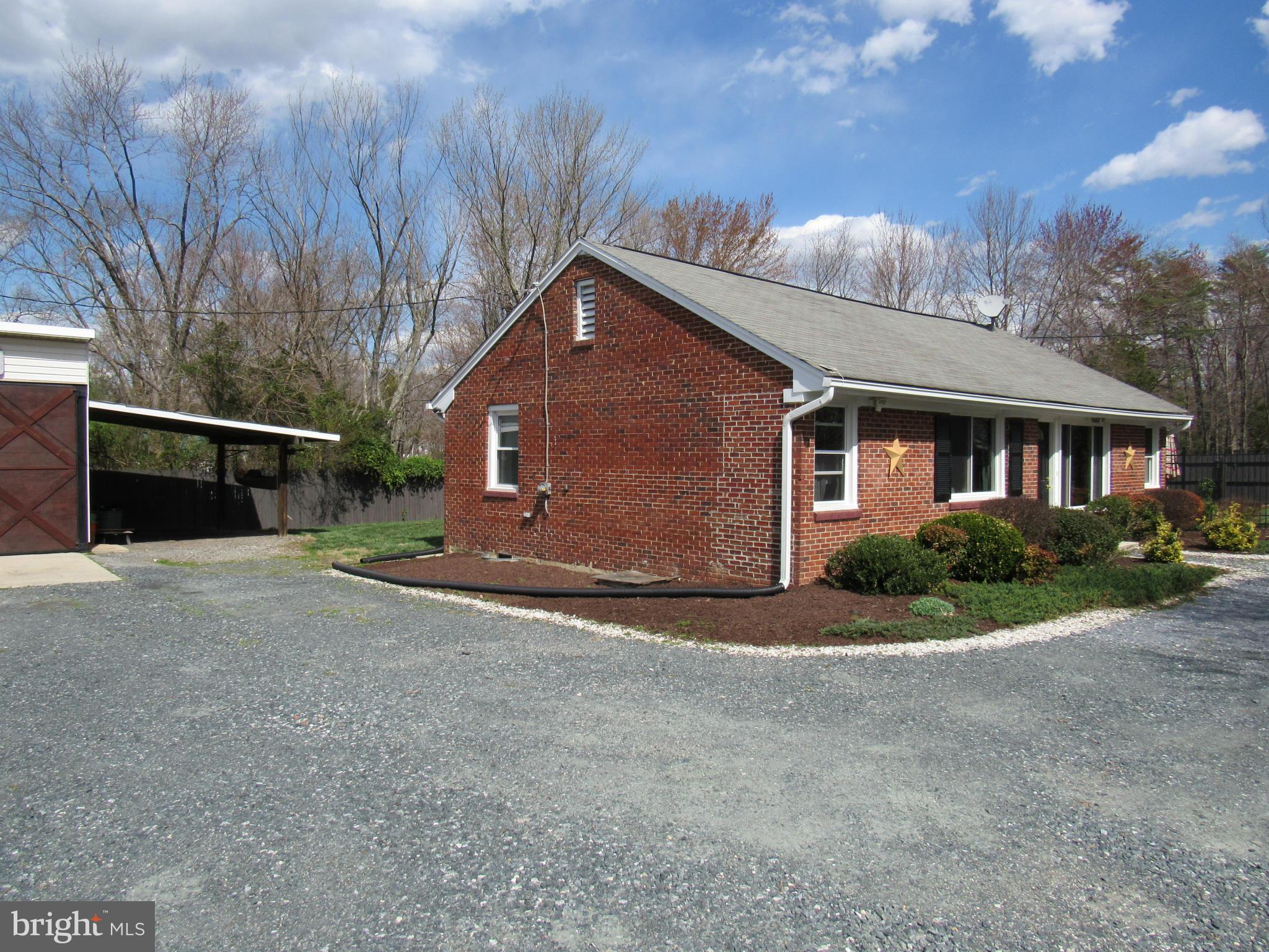 15927 Livingston Road Accokeek, MD 20607 - Photo 4 of 30 Exterior (General)