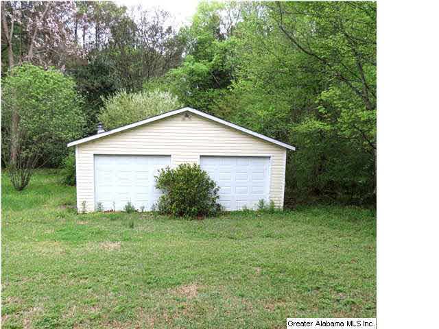 2223 Carl Jones Road Moody, AL 35004 - Photo 2 of 11