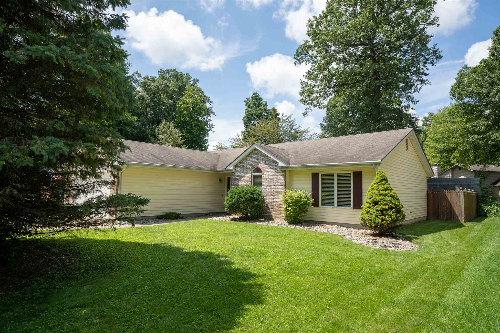 9624 Mariners Ridge Drive Fort Wayne, IN 46819 - Photo 1 of 26 Gallery Image 1