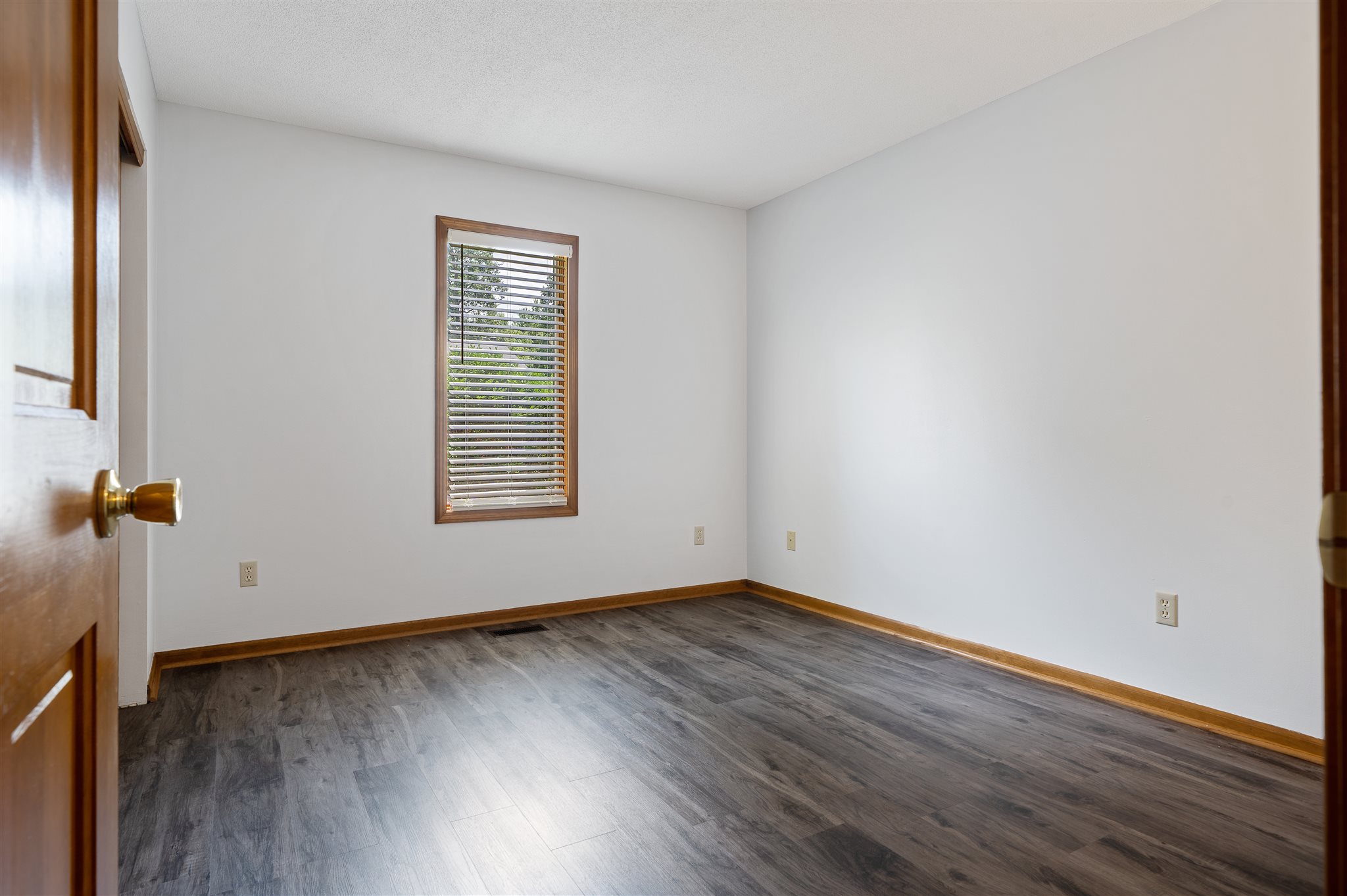 9624 Mariners Ridge Drive Fort Wayne, IN 46819 - Photo 16 of 26 Gallery Image 16