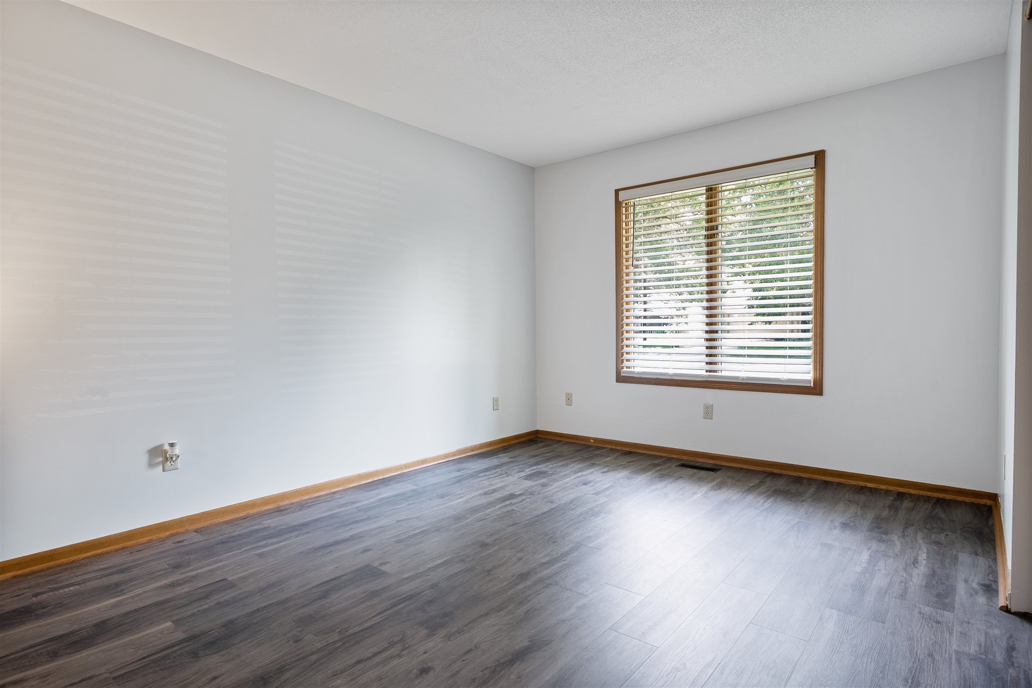9624 Mariners Ridge Drive Fort Wayne, IN 46819 - Photo 18 of 26 Gallery Image 18