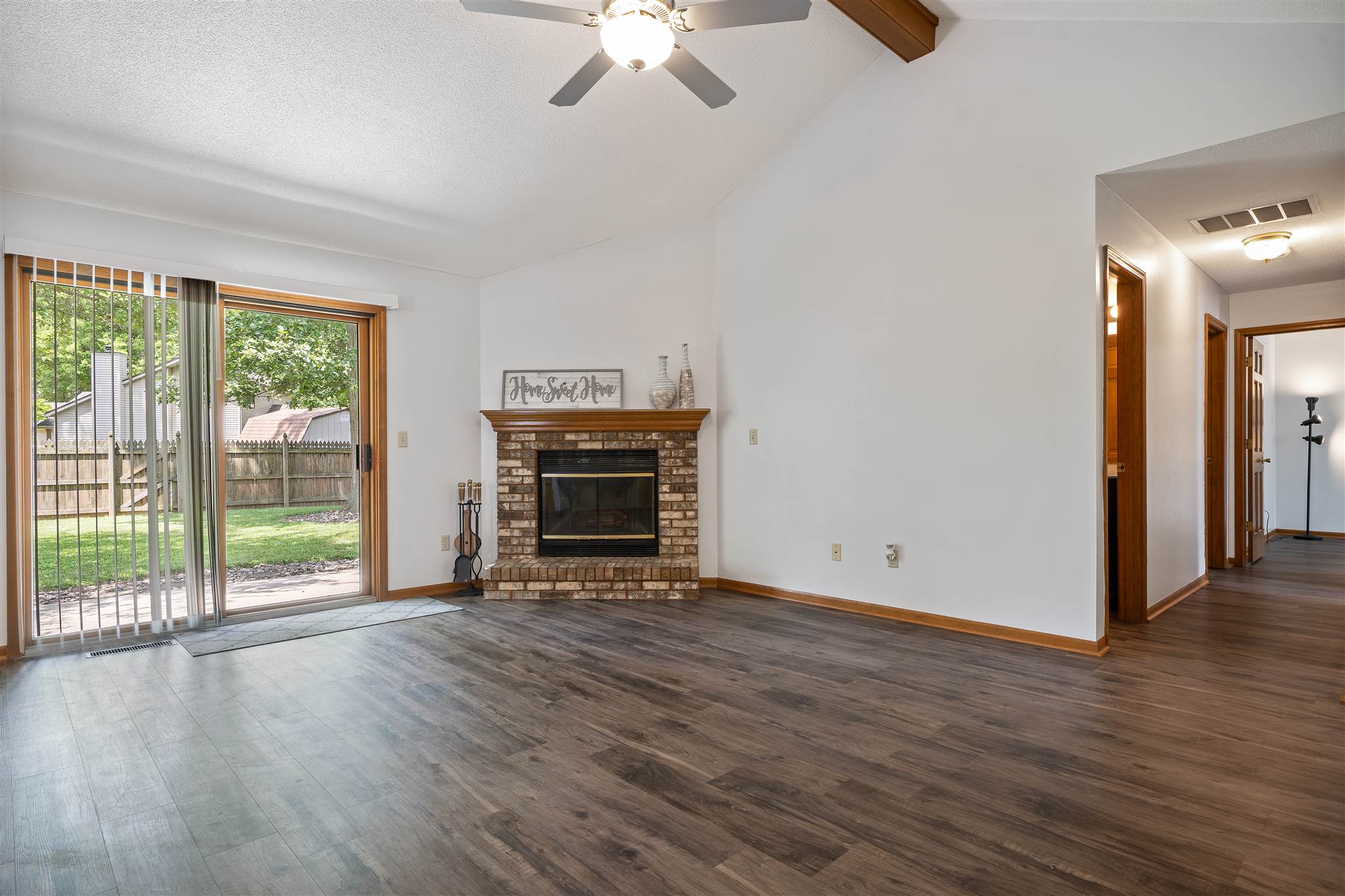 9624 Mariners Ridge Drive Fort Wayne, IN 46819 - Photo 6 of 26 Gallery Image 6