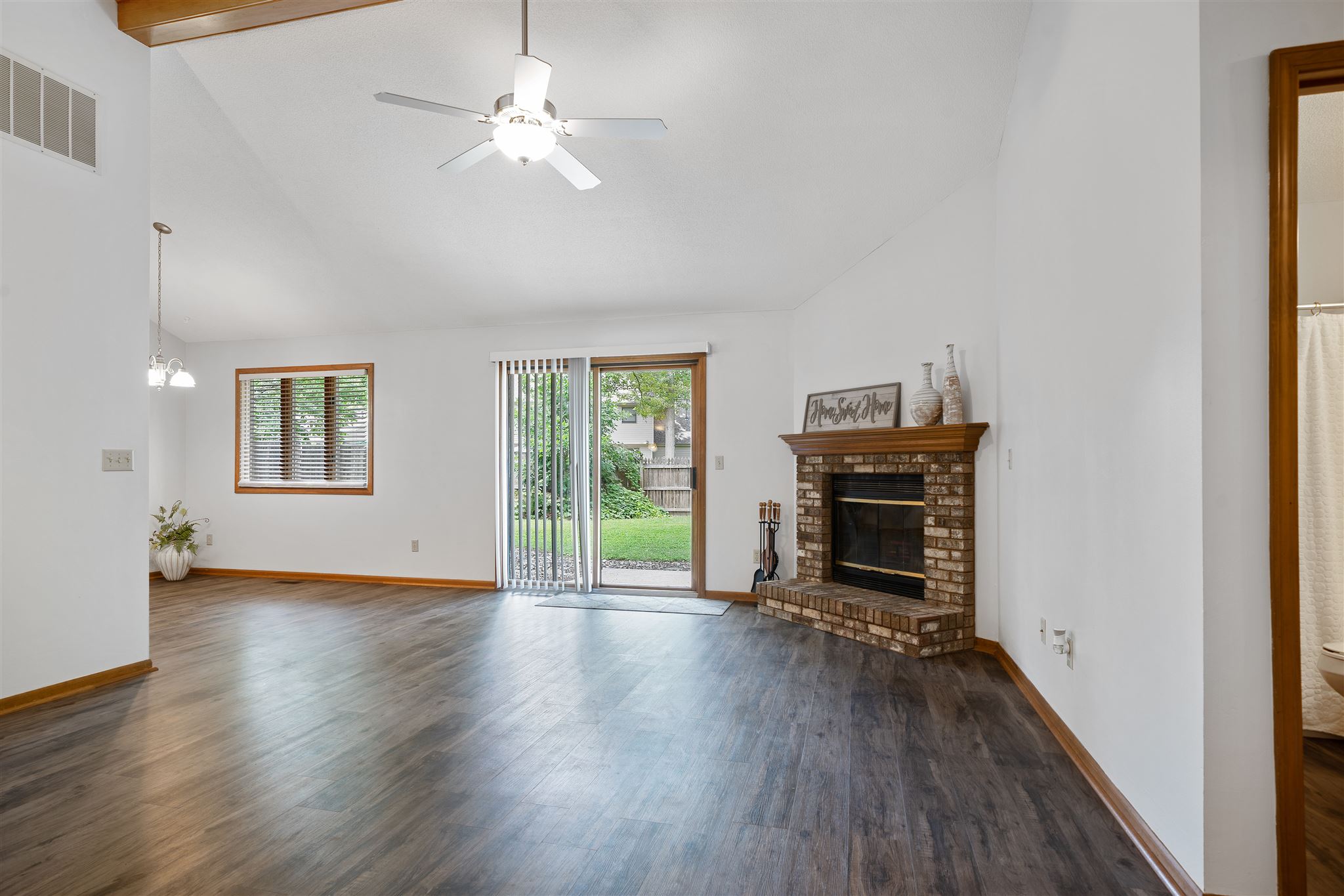 9624 Mariners Ridge Drive Fort Wayne, IN 46819 - Photo 7 of 26 Gallery Image 7