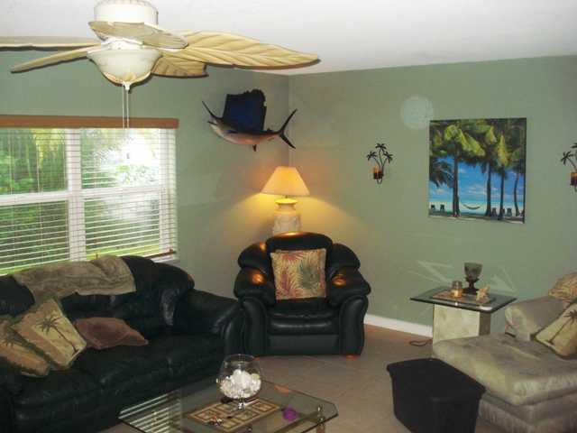 3204 Colony Club Road, Unit 1 Pompano Beach, FL 33062 - Photo 8 of 16 Dining Room