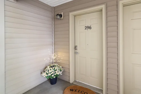 $250,000 | 22855 East Country Vista Drive, Unit 296, Liberty Lake, WA 99019
