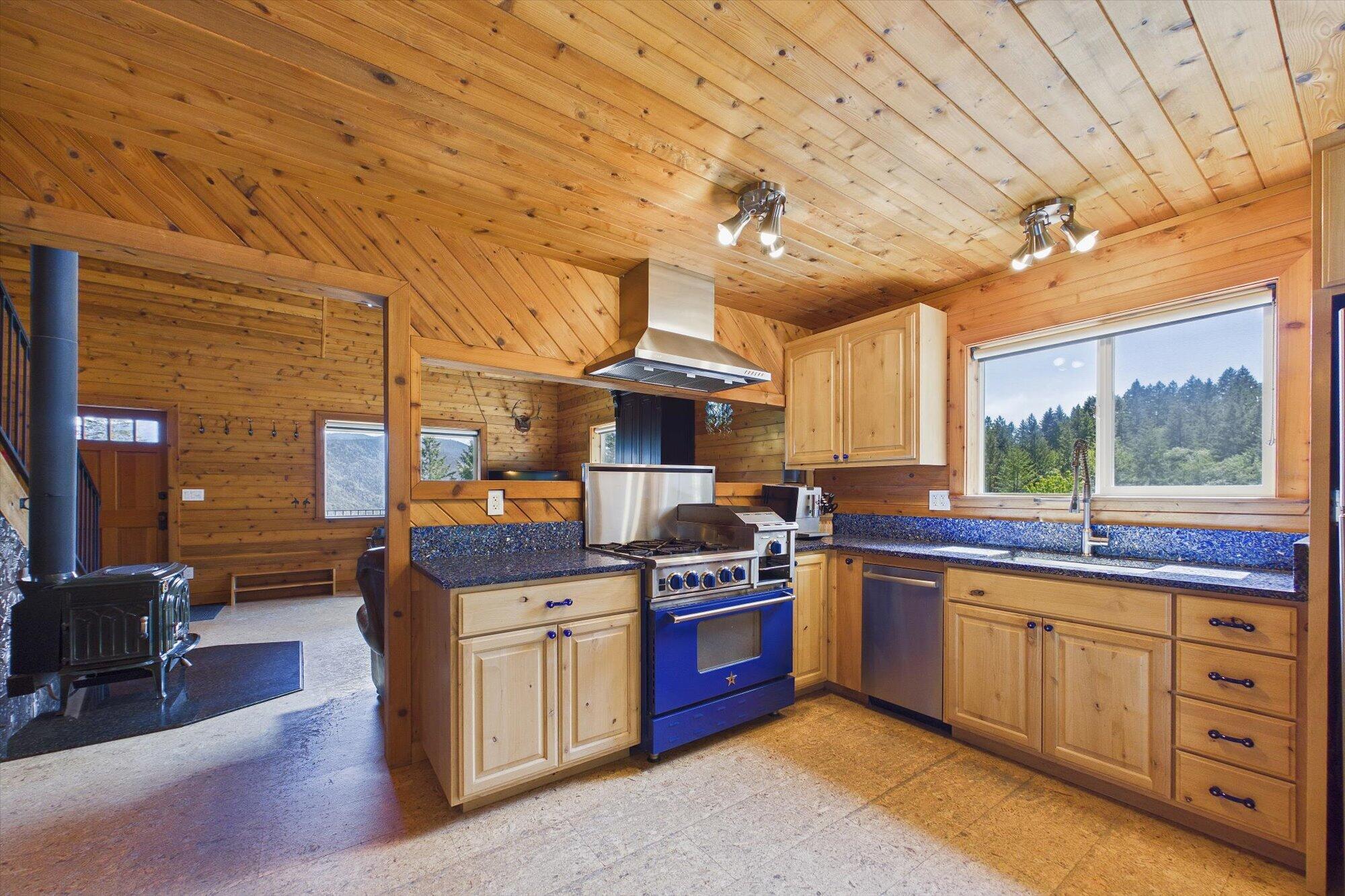 795 Bear Pen Road Piercy, CA 95587 - Photo 19 of 49