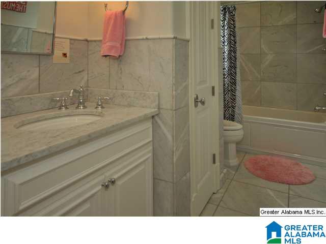 1008 Old Mill Run Leeds, AL 35094 - Photo 23 of 31