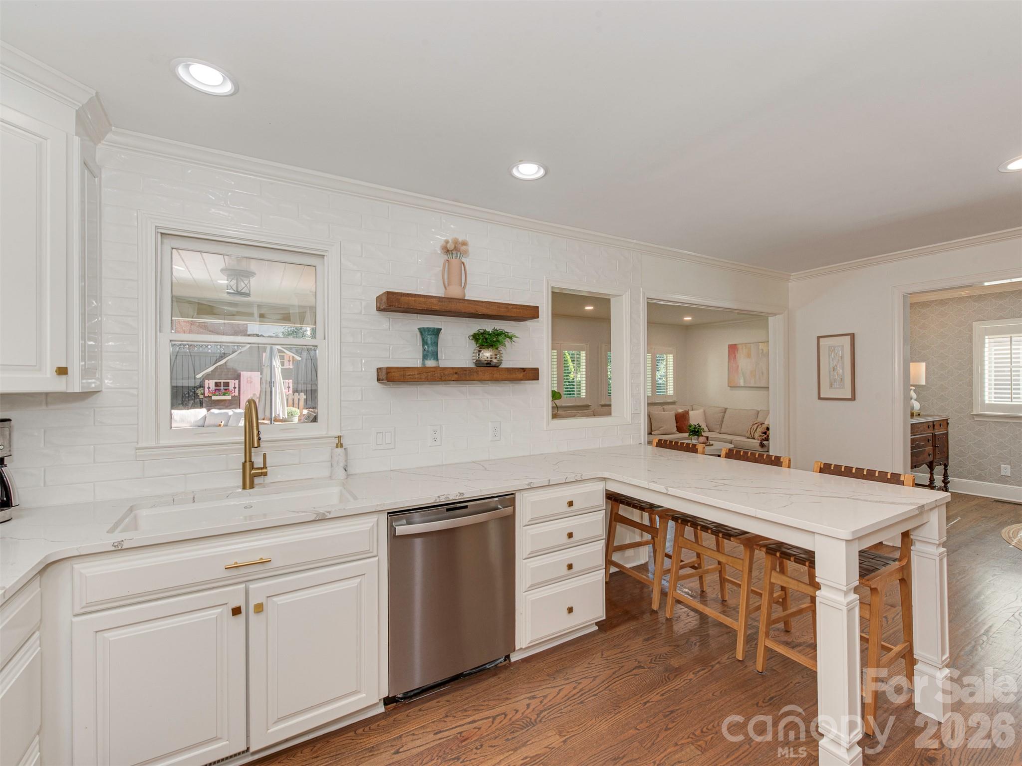 723 Romany Road Charlotte, NC 28203 - Photo 7 of 41 Gallery Image 7